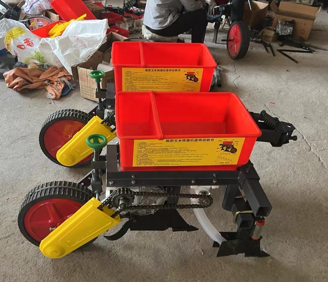 Mesin pertanian penanam jagung - Tractor Implement ulasan dan harga