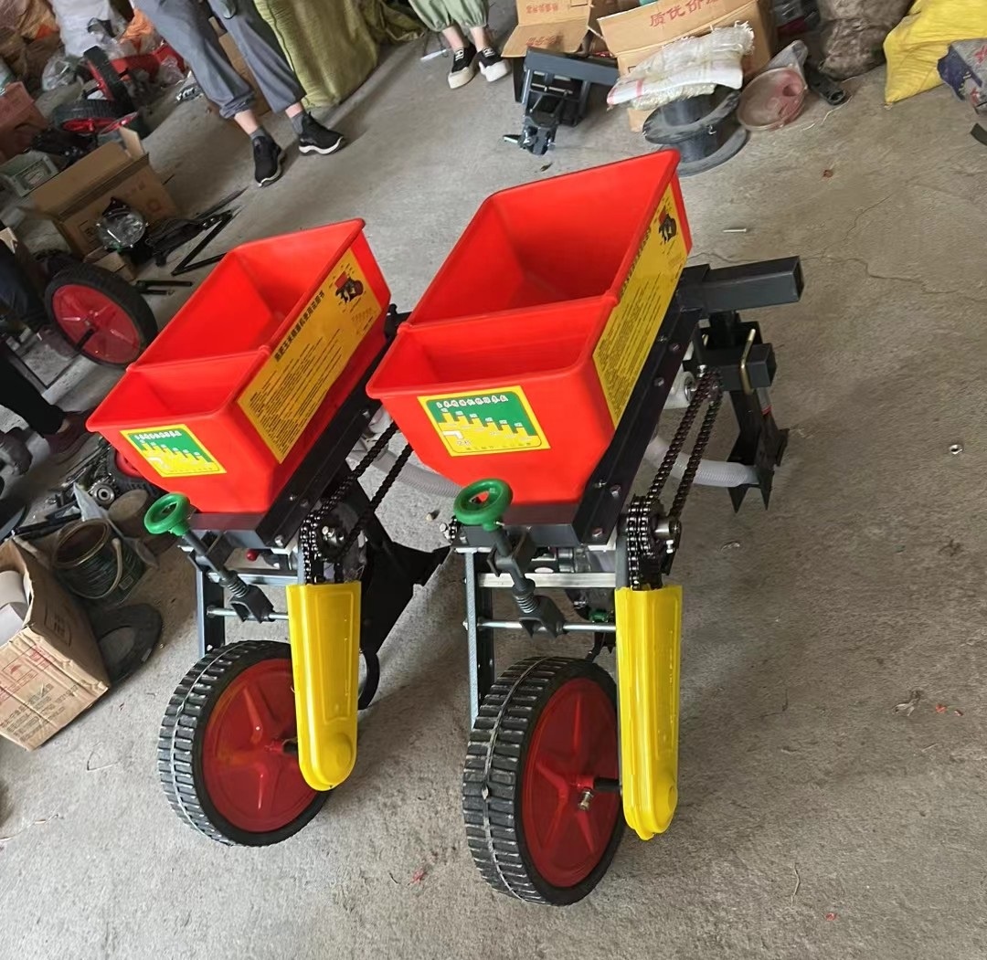 Mesin pertanian penanam jagung - Tractor Implement ulasan dan harga